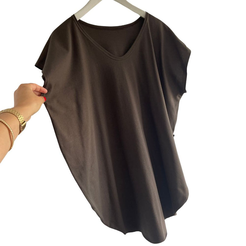 cotton reversible v neck circular tee chocolate brown *photos to come