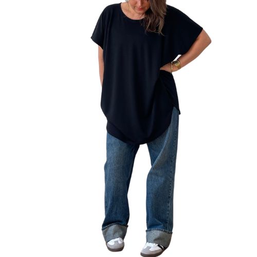 circular tee round neckline black merino wool